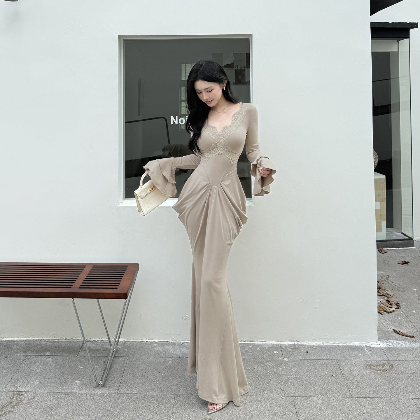 V-neck sexy waist design with a high-end feel dress